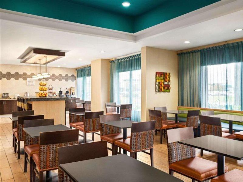 La Quinta & By Wyndham Richmond-midlothian Hotel